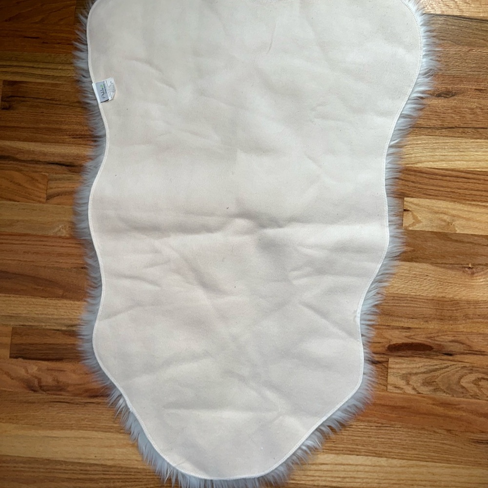 Fluffy White Faux Fur Rug - Picture 2 of 2